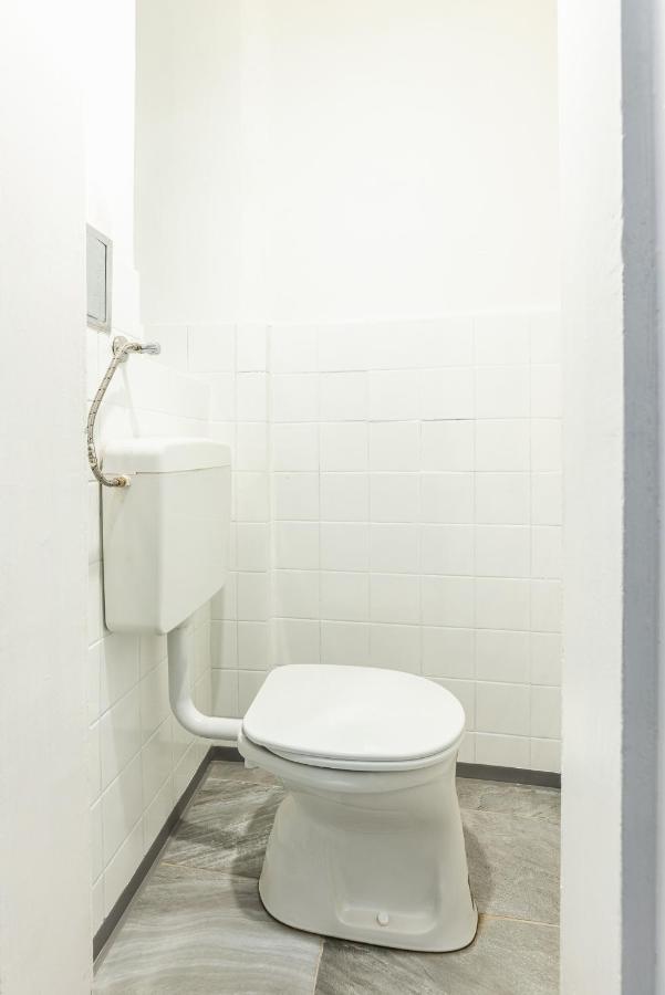 Stylish 1 Bedroom Apartment Near Hannovamarkt Vienna Luaran gambar